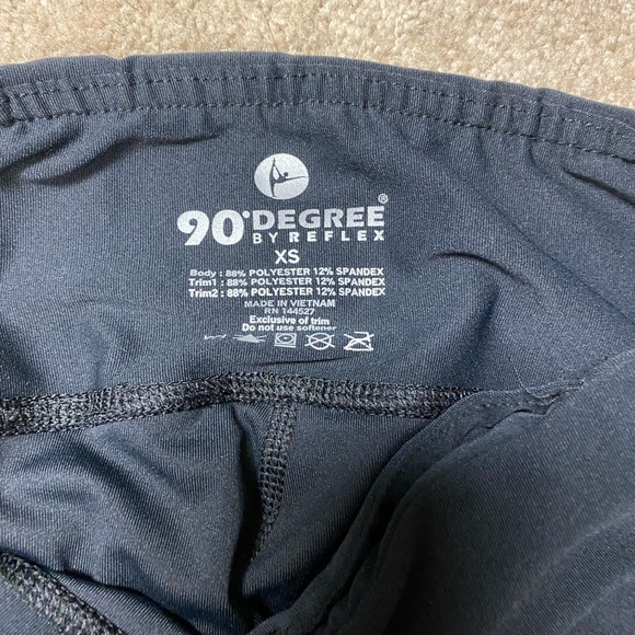 90 Degree by Reflex Crop Leggings - Picture 2 of 3